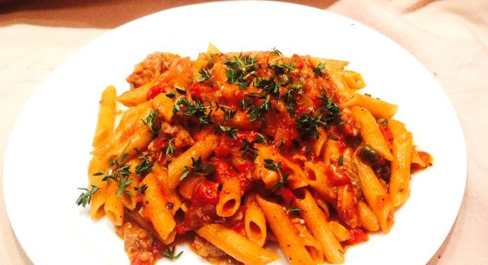 Пенне с рагу из утки