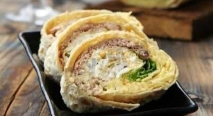 Рулет из лаваша с печенью трески