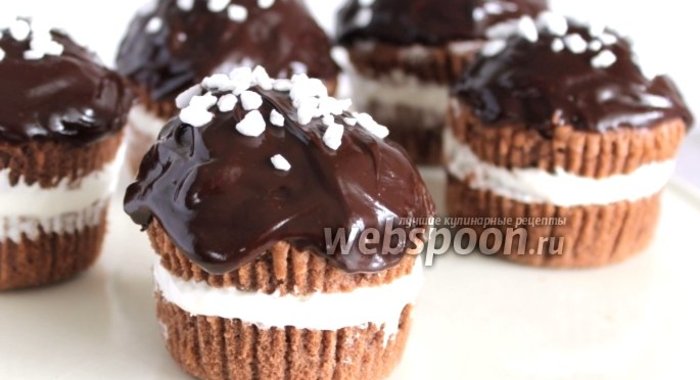 Шоколадные кексы с кремом