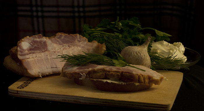 Бутерброды с грудинкой