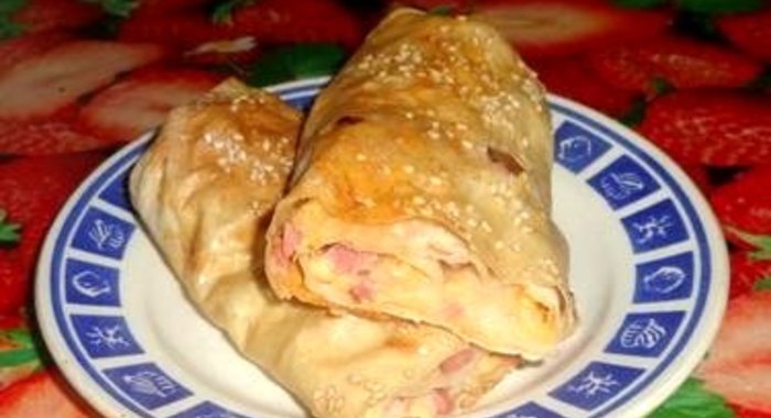 Рулет из лаваша и ветчины