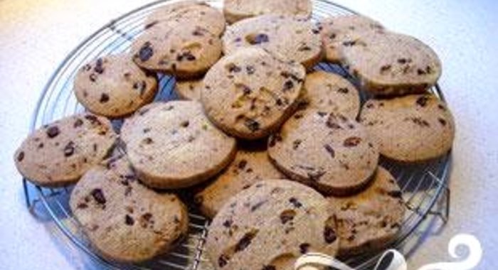 Миндальное печенье с шоколадом