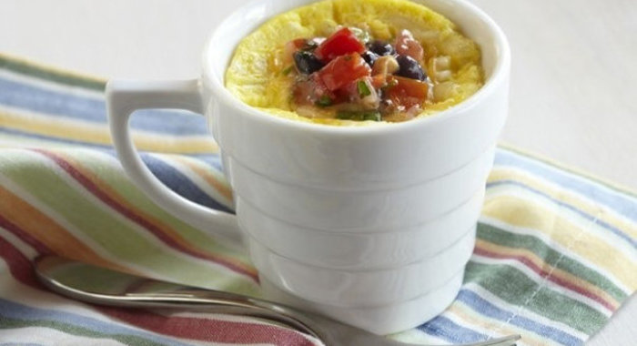 Французский омлет в кружке