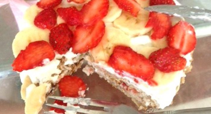 Фитнес блинчики с творожной начинкой и фруктами