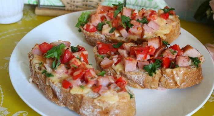 Горячие бутерброды к завтраку