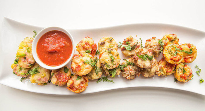 Пицца Маргарита в форме шариков