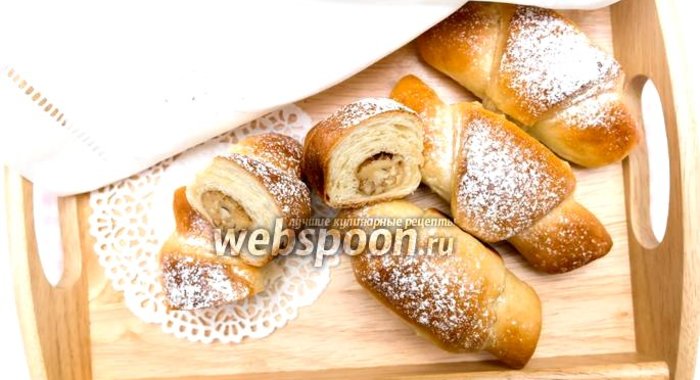 Рулетики с марципаном