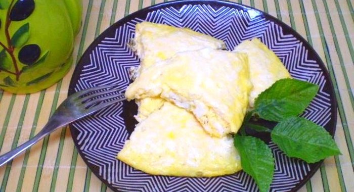 Сырный омлет в мультиварке