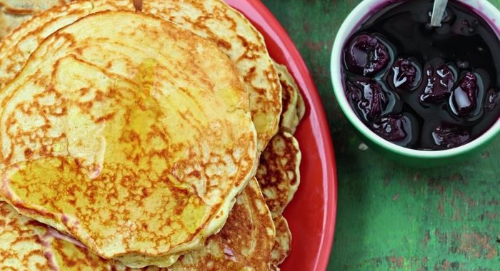 Пышные блинчики на дрожжах