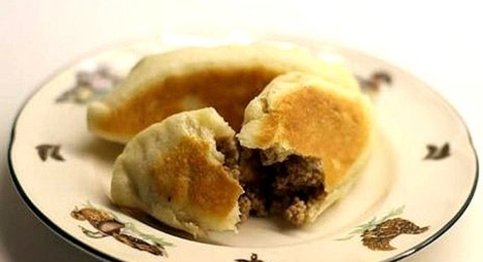 Пирожки с фаршем на сковороде