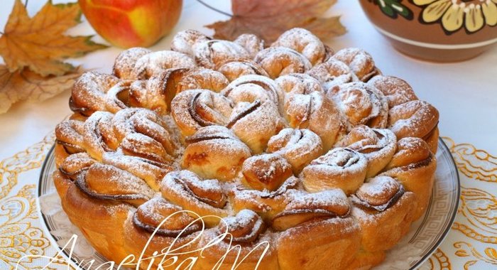 Яблочный пирог Хризантема