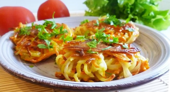 Картофельно-морковные оладьи