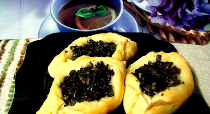 Открытые пирожки с грибами
