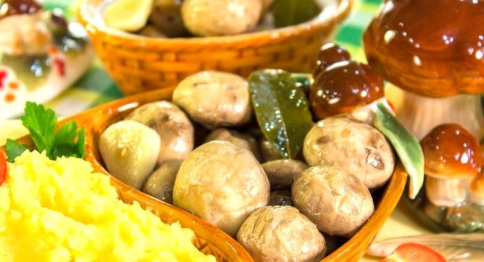 Маринованные шампиньоны