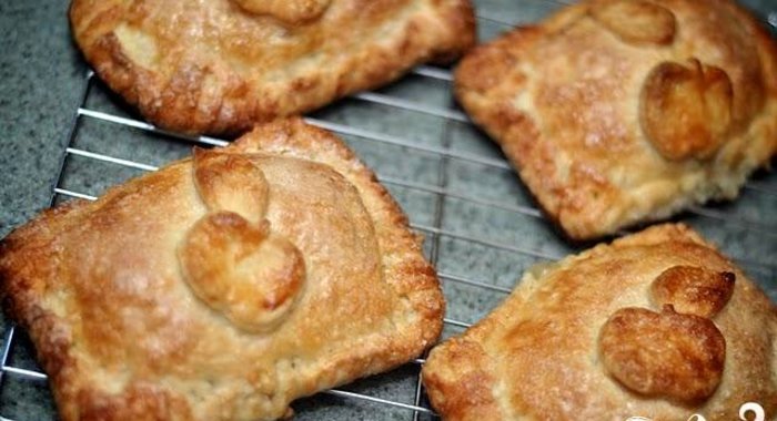 Яблочные пирожки
