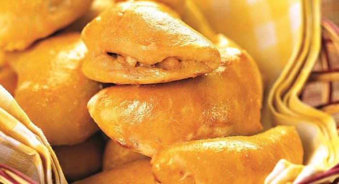 Пирожки с начинкой из курицы