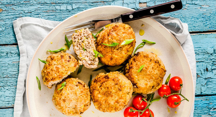 Котлеты из фарша с кабачком