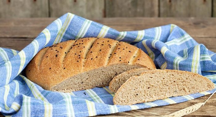 Хлеб с цельнозерновой мукой