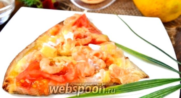 Пицца с форелью и креветками