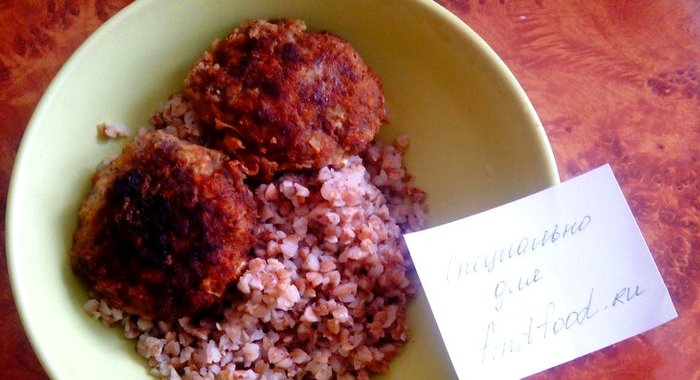 Мясные котлеты с капустой