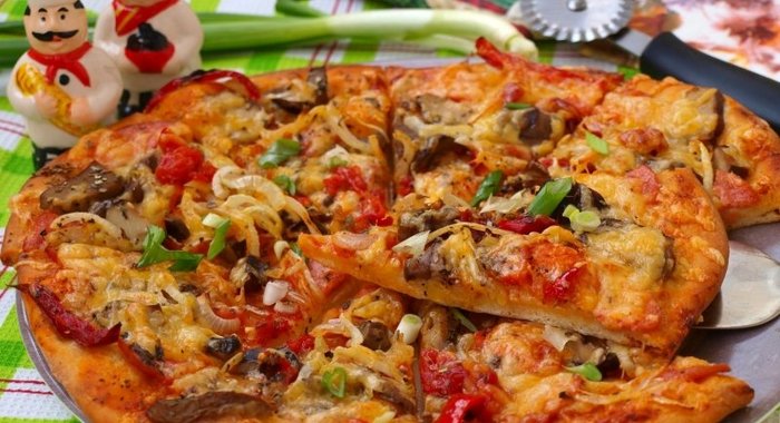 Пицца на кефирном тесте