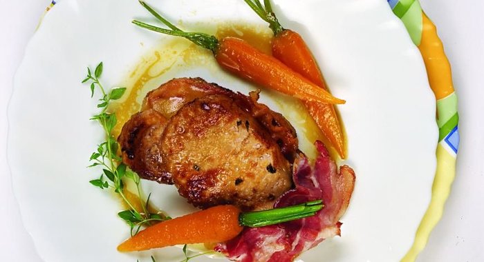 Свиное филе с карамелизированной морковью