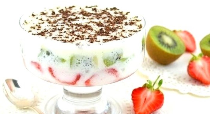 Фрукты в зефирном креме