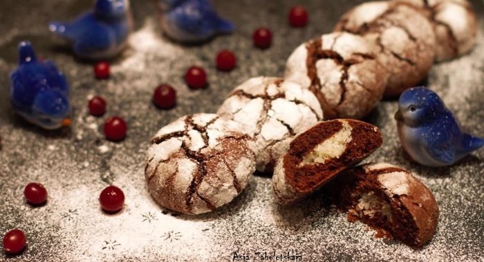 Шоколадное печенье с кокосовой начинкой сНежное сердце