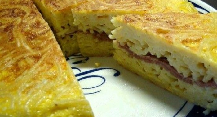 Омлет с макаронами