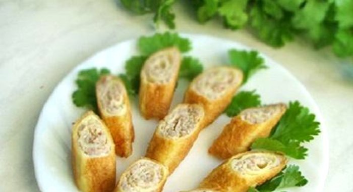 Яичные блинчики с мясом