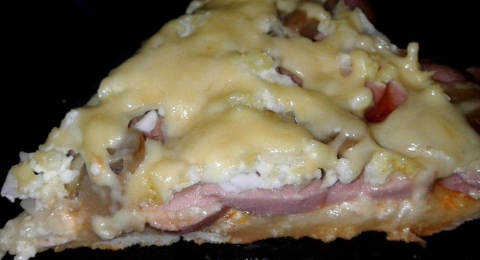 Пицца на готовой основе