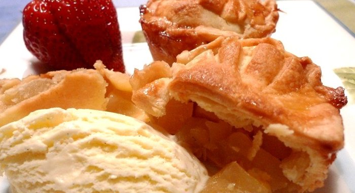 Пирожки с яблоками