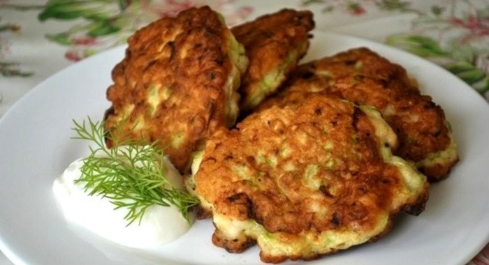 Кабачковые оладьи с куриным фаршем