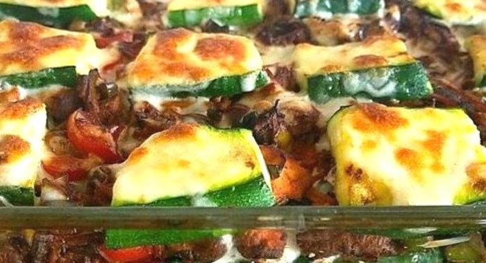 Слоеная овощная запеканка с курицей