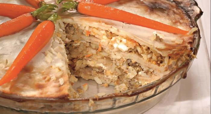 Блинчатый пирог с мясом и яйцами