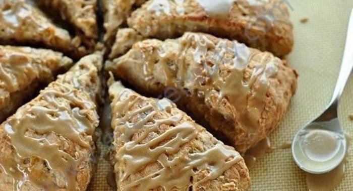 Сладкий банановый хлеб с глазурью