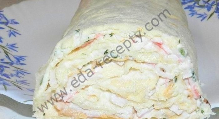 Рулет с крабовыми палочками из лаваша