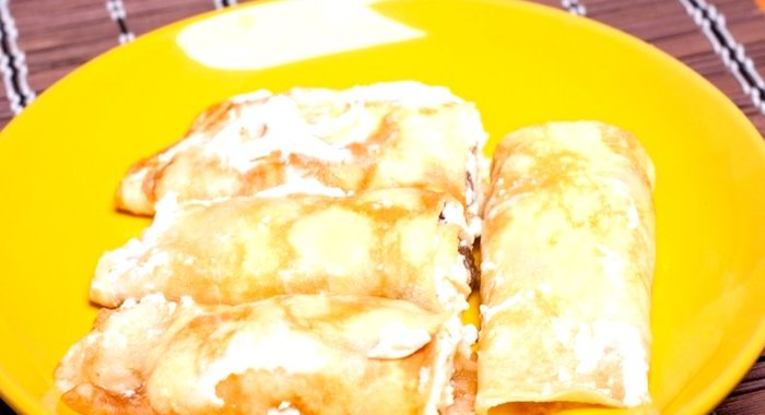 Блины на молоке с творогом