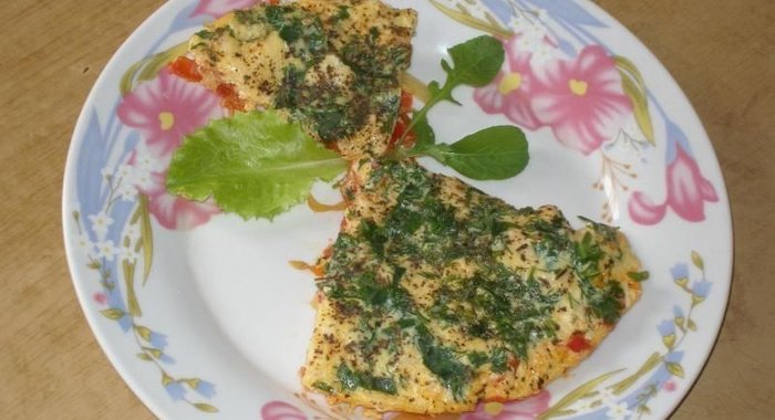 Омлет с овощами и сыром