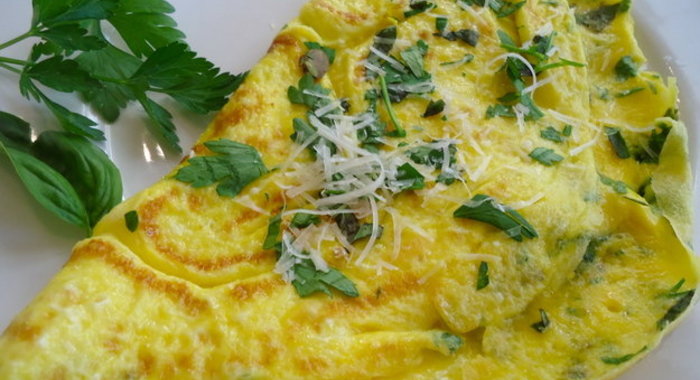 Омлет с пряными травами