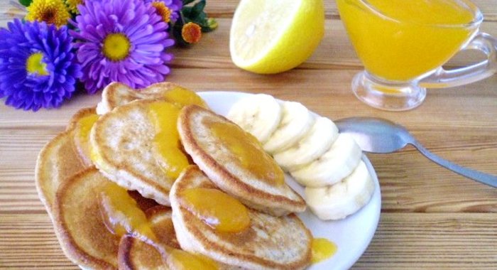 Гречневые оладьи с бананом