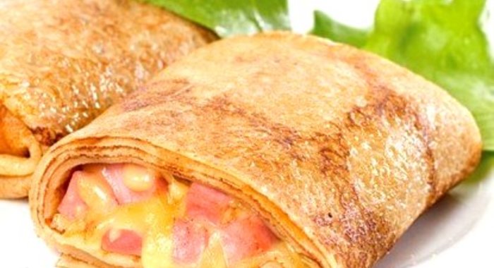 Блинчики с ветчиной и сыром