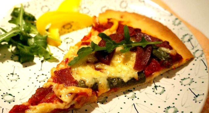 Легкая пицца