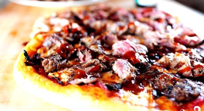 Пицца со стейком