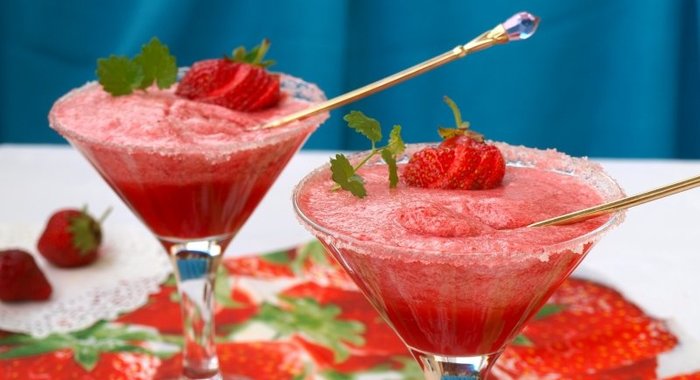 Клубничный самбук