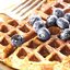 Вафли с медом и черникой