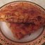 Мясной пирог с соусом бешамель
