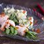 Картофельный салат с обожженным сашими из лосося