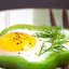 Яйца жаренные в кольцах болгарского перца