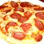 Пицца с салями и помидорами